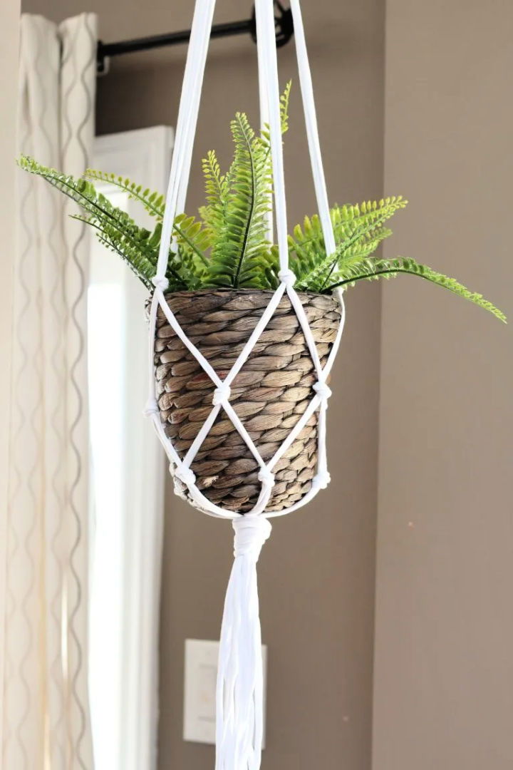Super Easy Macrame Plant Hanger 5 Minute
