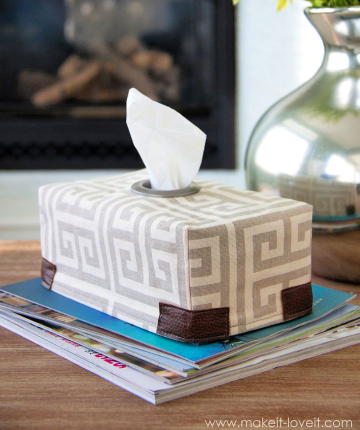 Adorable DIY Fabric Tissue Box Cover