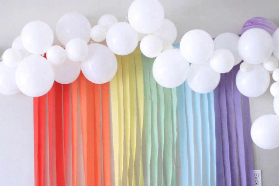 Cheap DIY Unicorn Party Backdrop