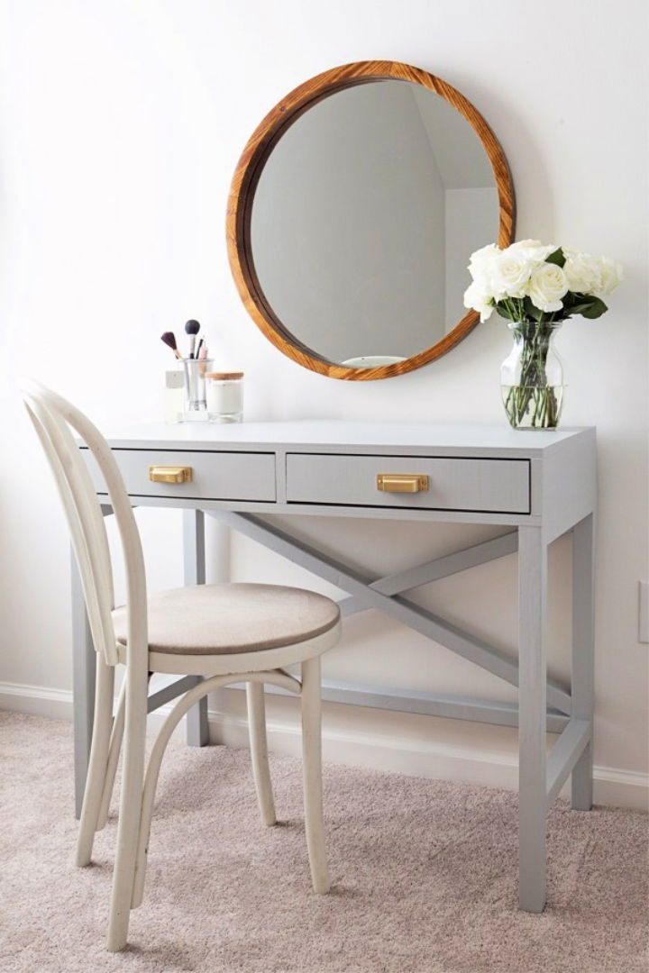DIY Makeup Vanity 1