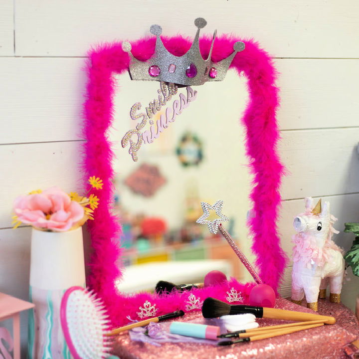 Easy DIY Princess Mirror