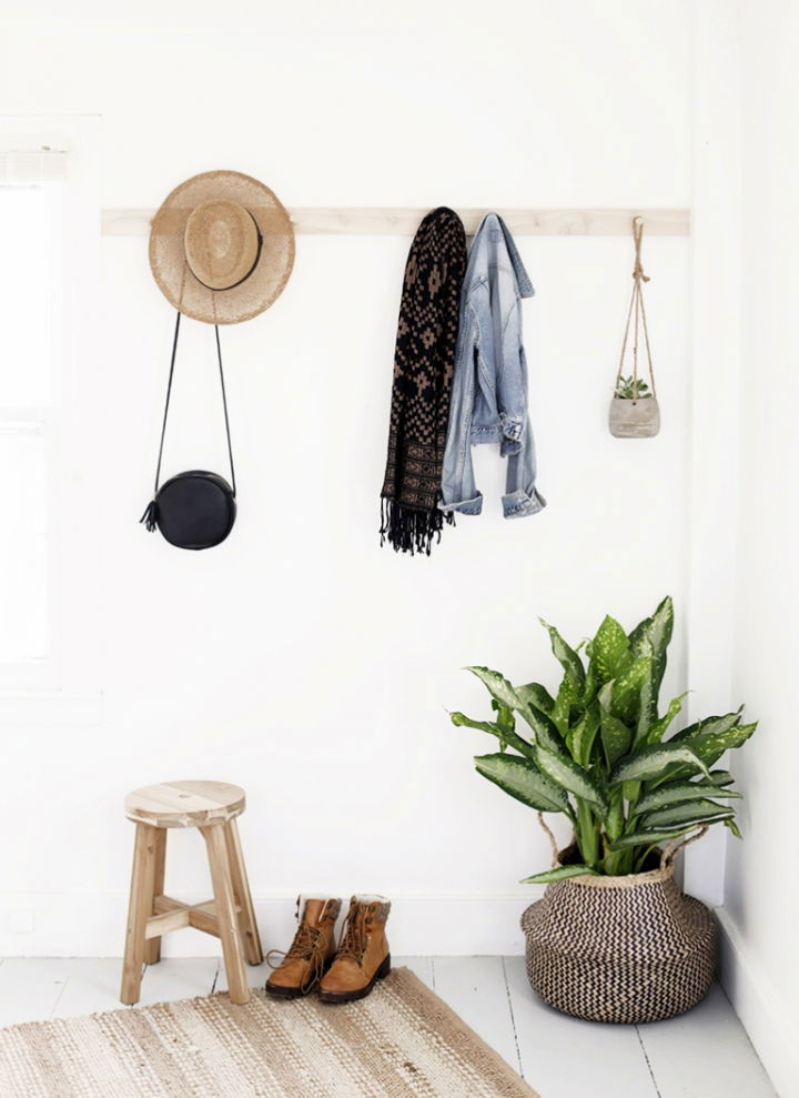 Homemade Wooden Wall Mount Rack