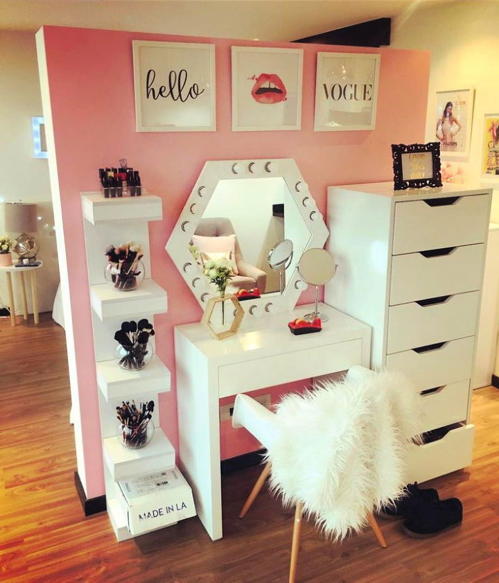 Makeup Vanity for a Teenage Girl Bedroom