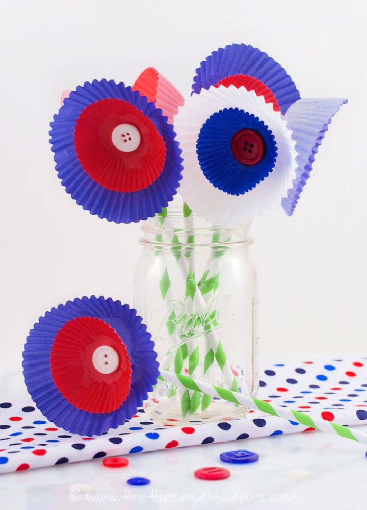 Making Patriotic Cupcake Liner Flowers for Table Decoration