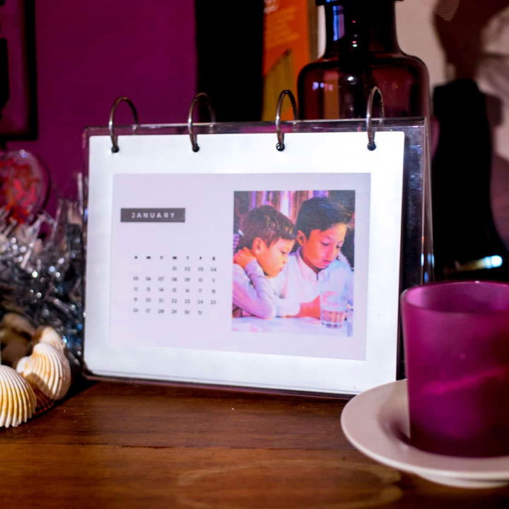 DIY Photo Calendar - Step by Step Instructions